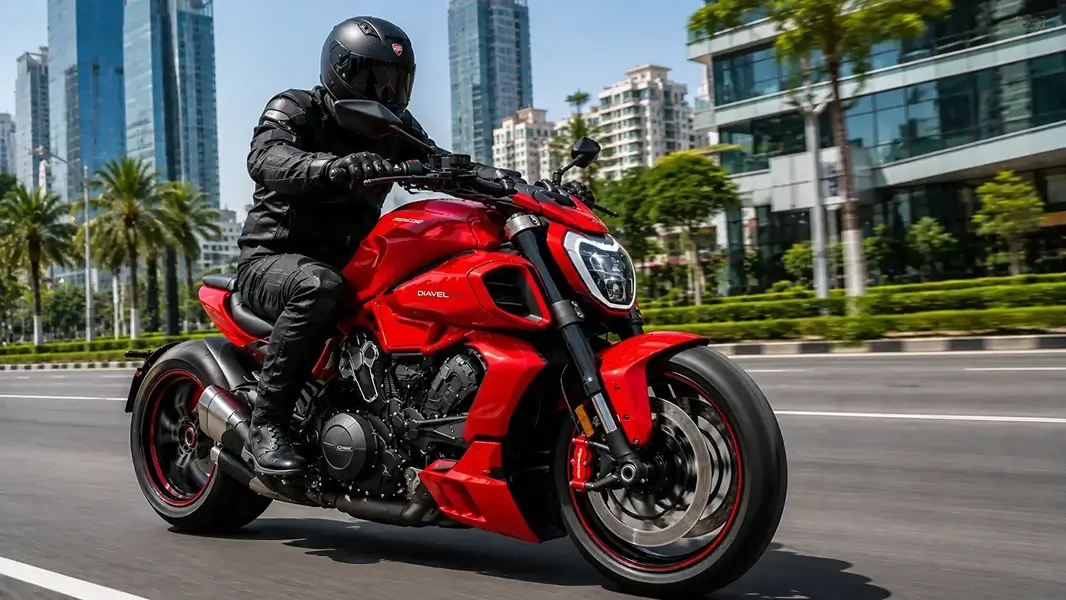 Ducati Diavel V4 Black Roadster Arrives in India – Check Price, Top Speed, Mileage & Features